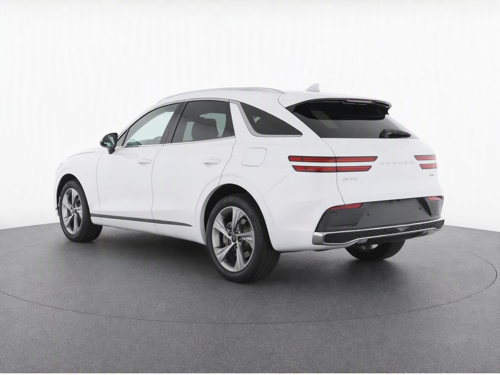 Used 2026 Genesis GV70 2.5T AWD/4WD image 4