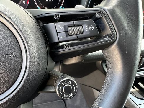 Certified 2024 Porsche Cayenne Coupe AWD/4WD image 25
