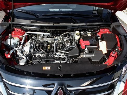 New 2025 Mitsubishi Outlander SEL image 50