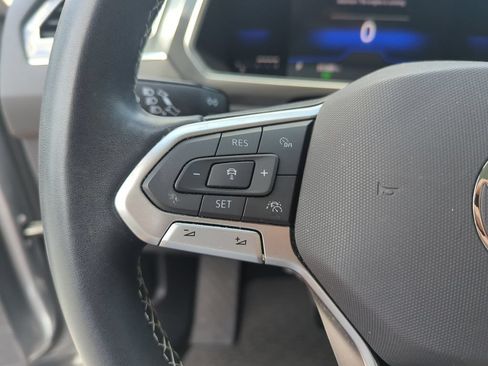 Certified 2023 Volkswagen Tiguan SE w/ Panoramic Sunroof Package FWD image 22