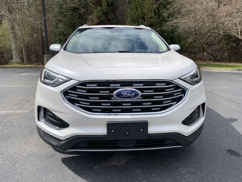 Used 2019 Ford Edge SEL w/ Equipment Group 201A image 3