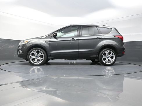 Used 2019 Ford Escape Titanium AWD/4WD image 27