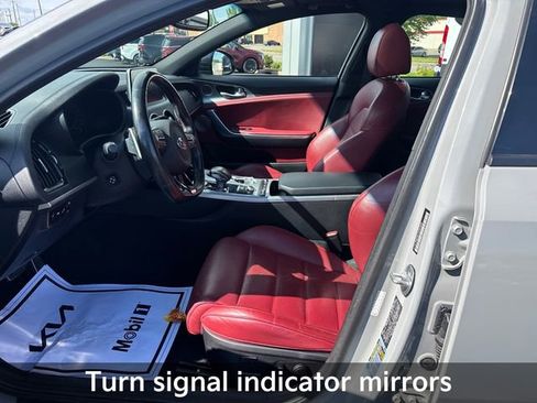 Used 2018 Kia Stinger GT2 AWD/4WD image 13