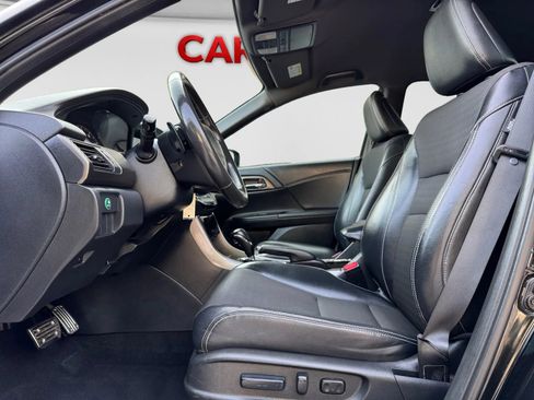 Used 2016 Honda Accord Sport image 12