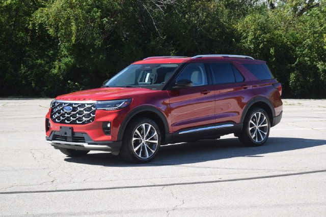 Used 2025 Ford Explorer Platinum w/ Ultimate Package AWD/4WD image 25