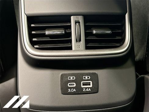 Used 2025 Subaru Outback Premium image 24