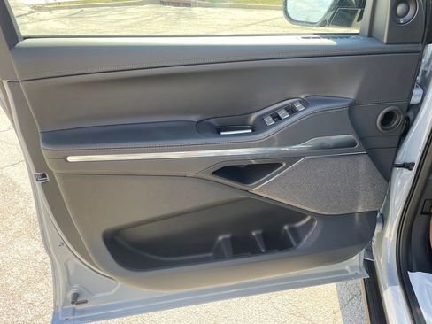 New 2025 Lincoln Navigator Reserve w/ Jet Appearance Package image 10