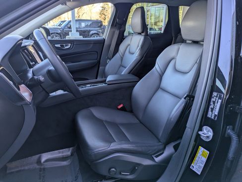 Certified 2023 Volvo XC60 B5 Plus image 26