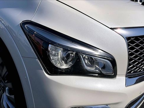 Used 2017 INFINITI QX80 4WD w/ Driver Assistance Package image 29