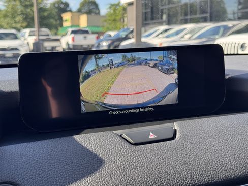 Certified 2024 MAZDA CX-90 Plug-In Hybrid w/ Preferred AWD/4WD image 28
