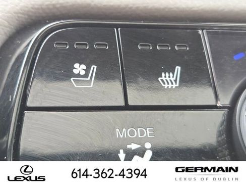 Used 2023 Honda Pilot Elite image 16