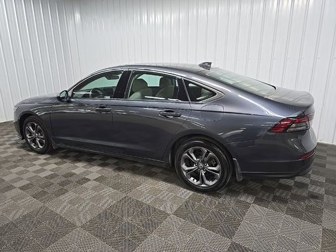 Used 2023 Honda Accord EX image 4
