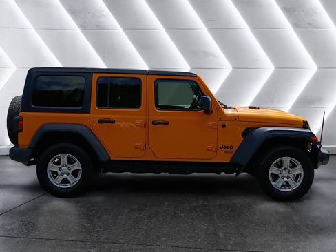 Used 2021 Jeep Wrangler Unlimited Sport AWD/4WD image 7