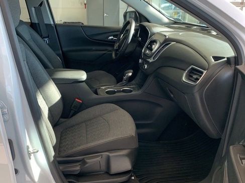 Used 2022 Chevrolet Equinox LT image 21