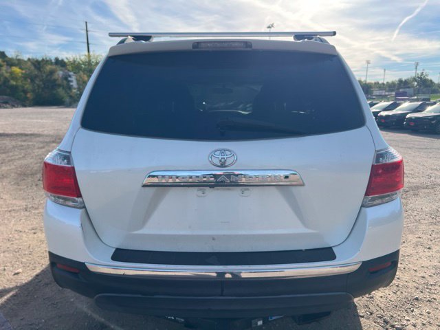 Used 2013 Toyota Highlander Limited AWD/4WD image 4