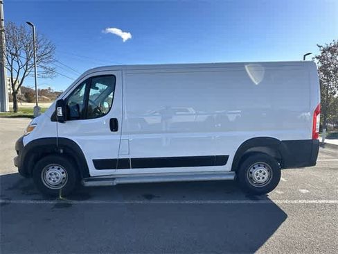 Used 2023 RAM ProMaster 2500 image 2