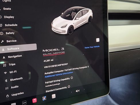 Used 2022 Tesla Model 3 Performance image 38