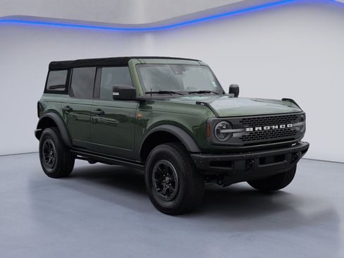 Used 2022 Ford Bronco Badlands AWD/4WD image 8