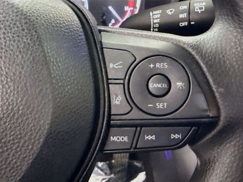 Used 2024 Toyota RAV4 LE FWD image 15