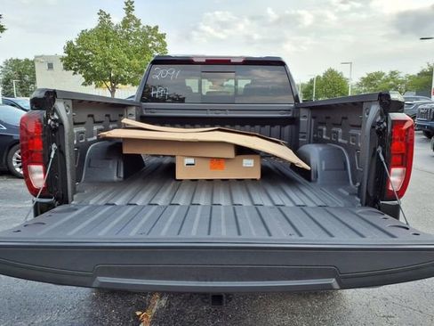 New 2026 GMC Sierra 1500 Elevation w/ Preferred Package image 21