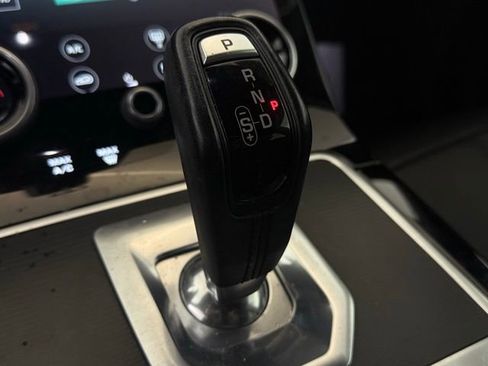Used 2020 Land Rover Range Rover Evoque SE image 37