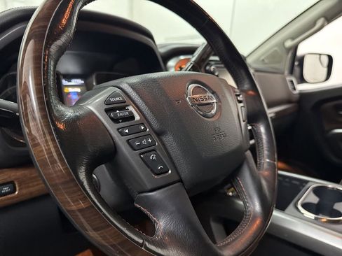 Used 2018 Nissan Titan Platinum Reserve AWD/4WD image 30