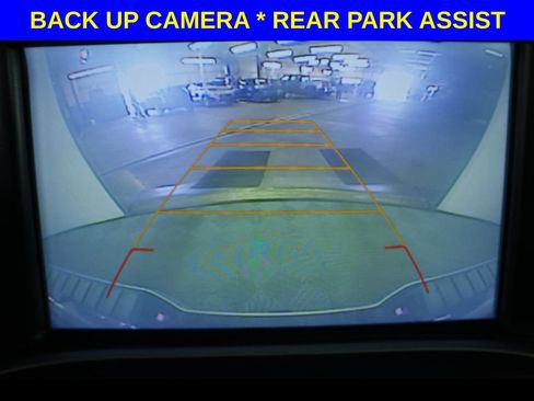Used 2017 GMC Sierra 1500 SLE w/ SLE Value Package AWD/4WD image 8