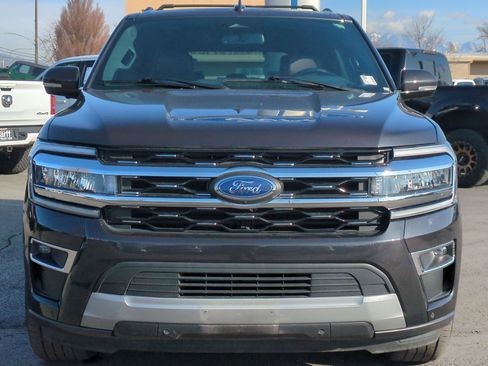Used 2024 Ford Expedition Limited image 11