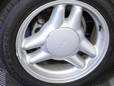 Used 1994 Ford Mustang GT image 12