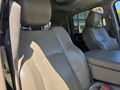 Used 2012 RAM 2500 Laramie w/ Cold Weather Group AWD/4WD image 16