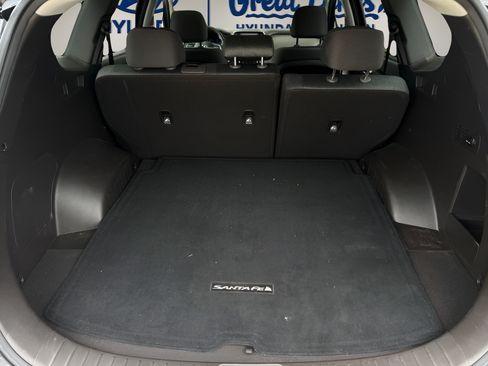 Used 2020 Hyundai Santa Fe SEL FWD image 9