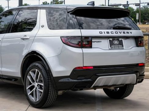 Used 2026 Land Rover Discovery Sport Landmark AWD/4WD image 15