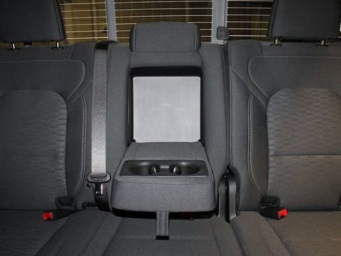 New 2026 RAM 1500 4x4 Crew Cab image 28