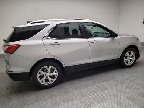 Used 2020 Chevrolet Equinox LT FWD image 10