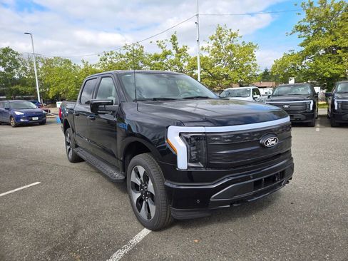 New 2025 Ford F150 Lightning Platinum AWD/4WD image 3