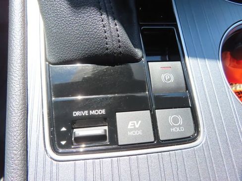 Used 2024 Toyota Sienna XSE w/ XSE Premium Package AWD/4WD image 34