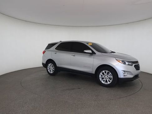 Used 2019 Chevrolet Equinox LT FWD image 26