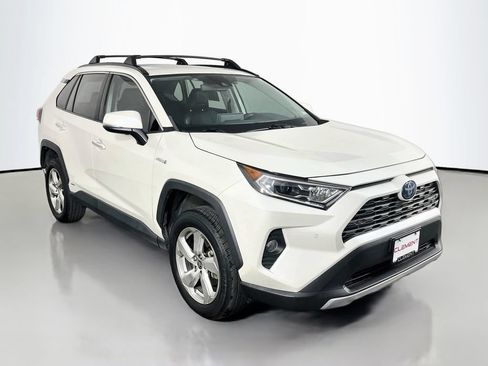 Used 2021 Toyota RAV4 Limited AWD/4WD image 4