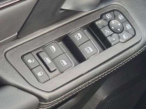 Used 2025 RAM 2500 Power Wagon image 33