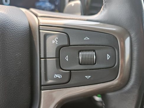 Certified 2022 Chevrolet Silverado 1500 High Country w/ Technology Package AWD/4WD image 36