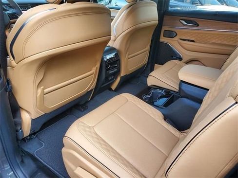 New 2025 Jeep Grand Cherokee L Summit image 11