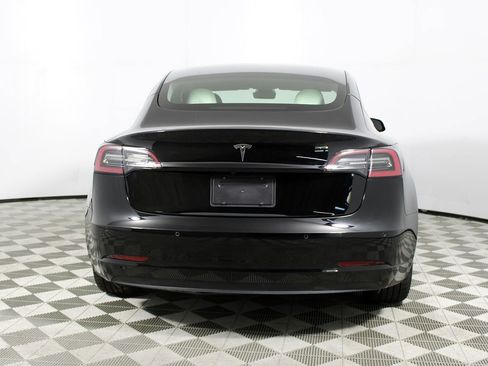 Used 2021 Tesla Model 3 Standard Range Plus image 29