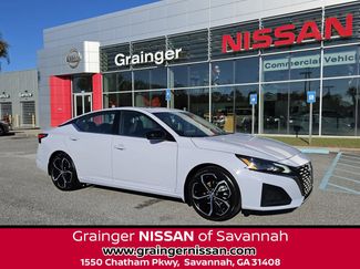 Used 2024 Nissan Altima 2.5 SR w/ SR Premium Package FWD video 1
