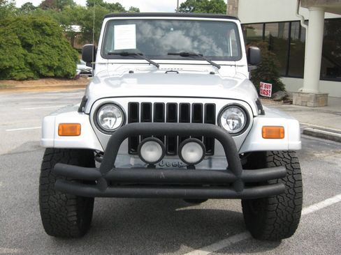 Used 2003 Jeep Wrangler X AWD/4WD image 3