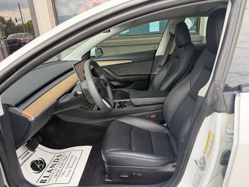 Used 2023 Tesla Model 3 Standard Range RWD image 11