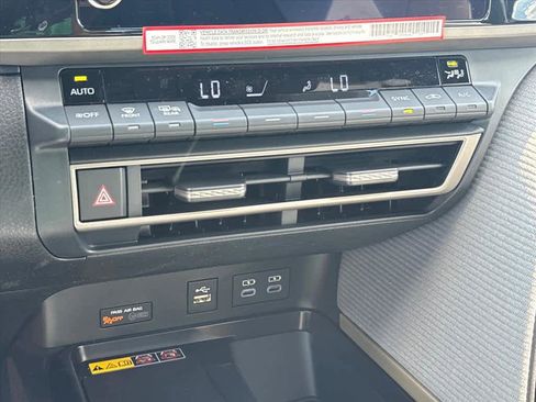 Used 2026 Toyota Camry SE FWD image 16