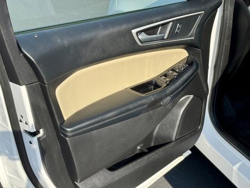 Used 2017 Ford Edge SEL w/ Equipment Group 201A image 21