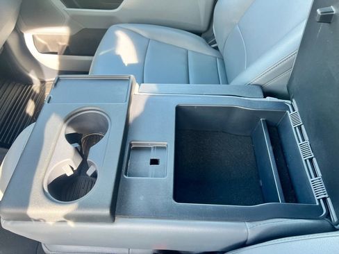 Used 2024 Ford F550 2WD Regular Cab Super Duty image 13