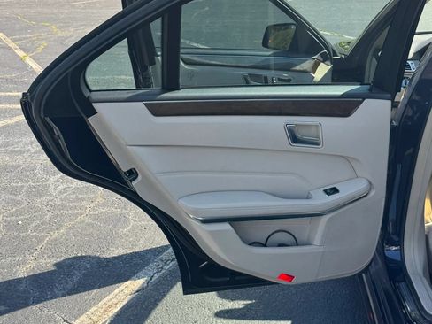 Used 2014 Mercedes-Benz E 350 Sedan w/ Premium 1 Package image 19