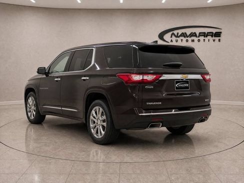 Used 2018 Chevrolet Traverse Premier w/ Driver Confidence II Package FWD image 6